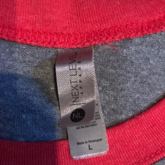 TeeShirt - Picture 2 of 2